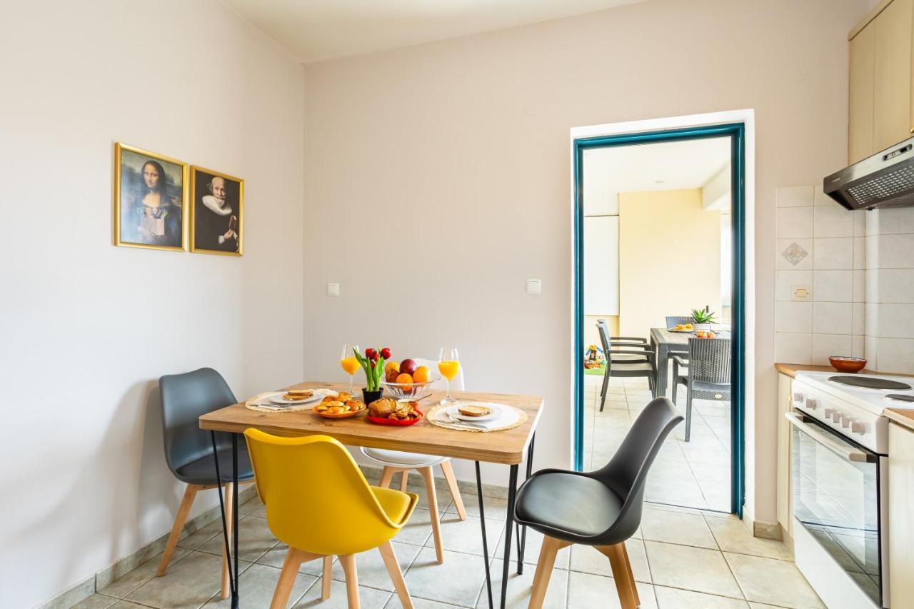 Jason City Escape - Cozy Urban Gem Kalamata Dış mekan fotoğraf