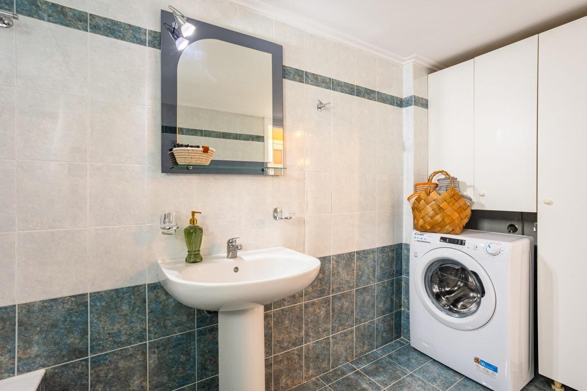 Jason City Escape - Cozy Urban Gem Kalamata Dış mekan fotoğraf